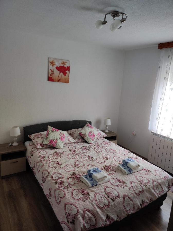 Apartment Sanja Smoljanac Luaran gambar