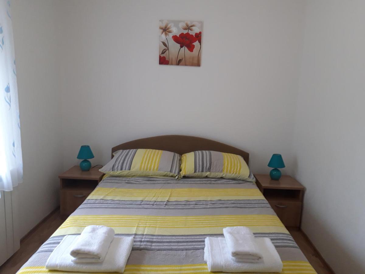 Apartment Sanja Smoljanac Luaran gambar
