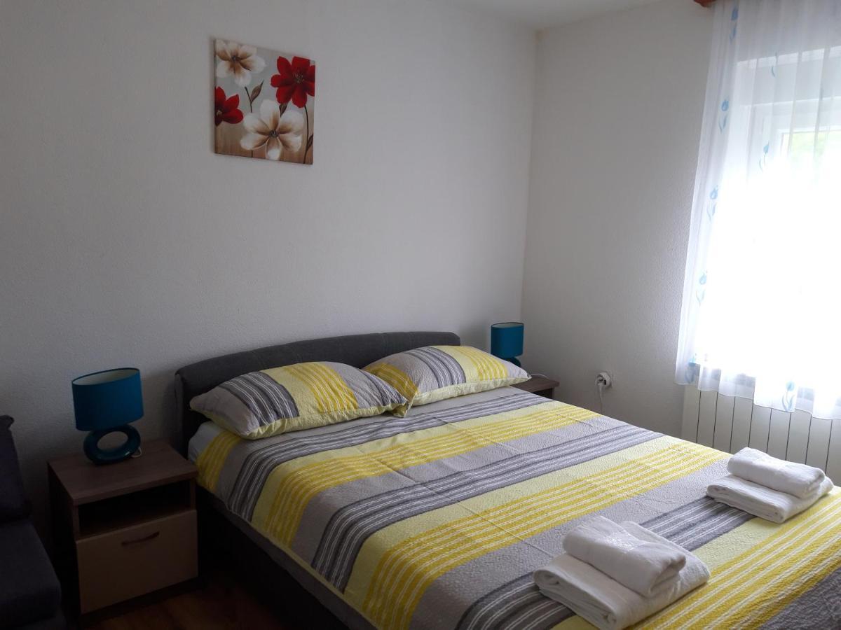 Apartment Sanja Smoljanac Luaran gambar